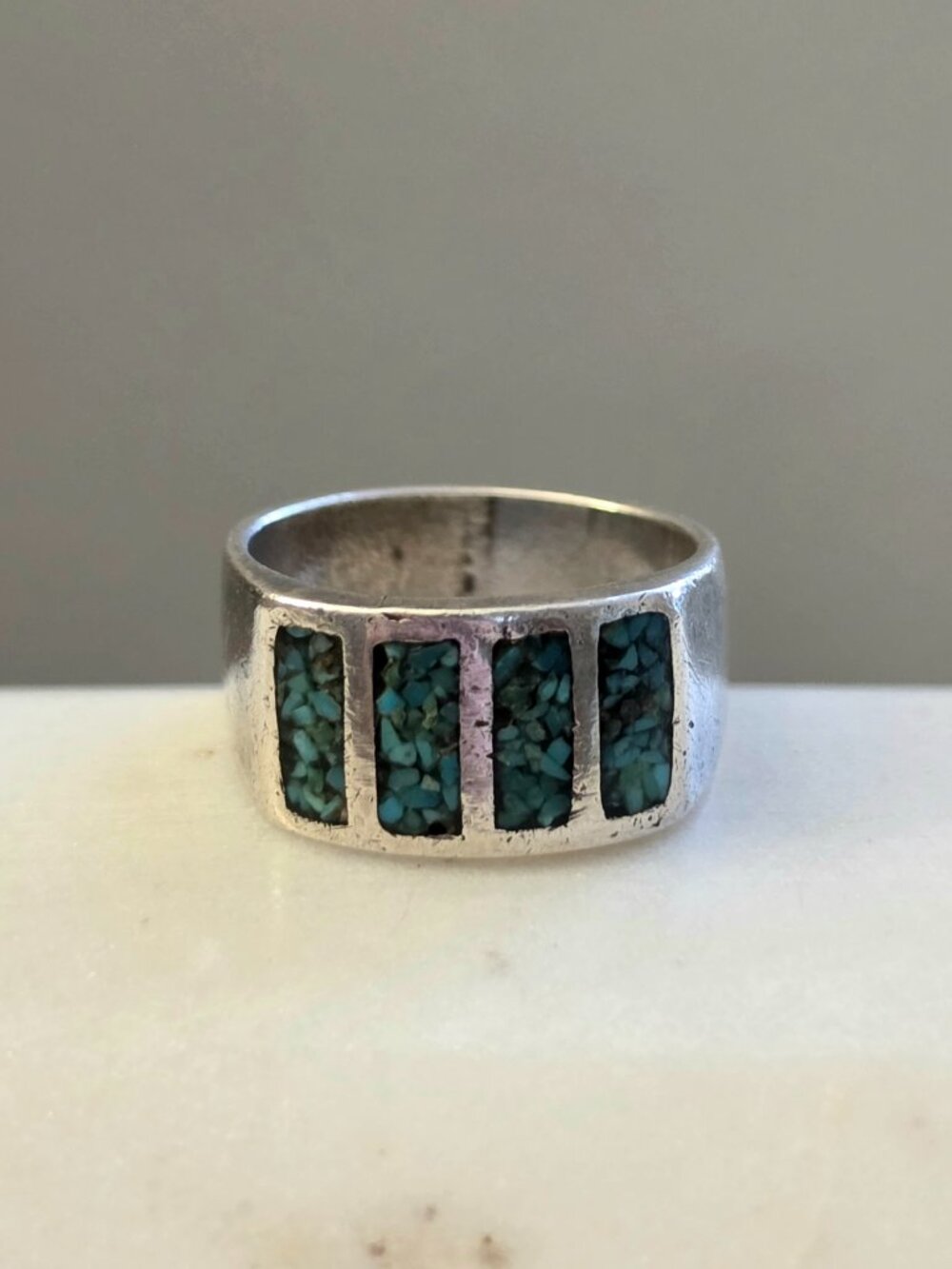 Vintage Native American Sterling Silver Turquoise Chip Inlay Chunky Ring 8g